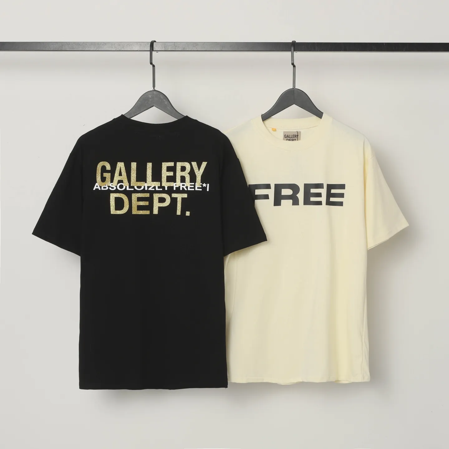 GALLERY.DEPT Summer new short-sleeved model number: D3328P104 Color: black apricot Size: S M L XL